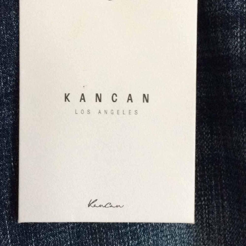 NWT KanCan Relaxed Distressed Boyfriend Jeans - Picture 2 of 10